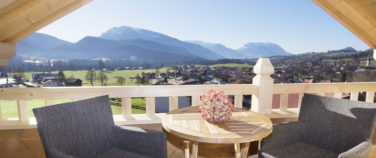 Ferienwohnung Neumaier Reit im Winkl, Blick von Balkon Kaiserwinkl Suite