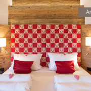 Exklusives Bett in Ferienwohnung Kaiserwinkl Suite für 2 Personen